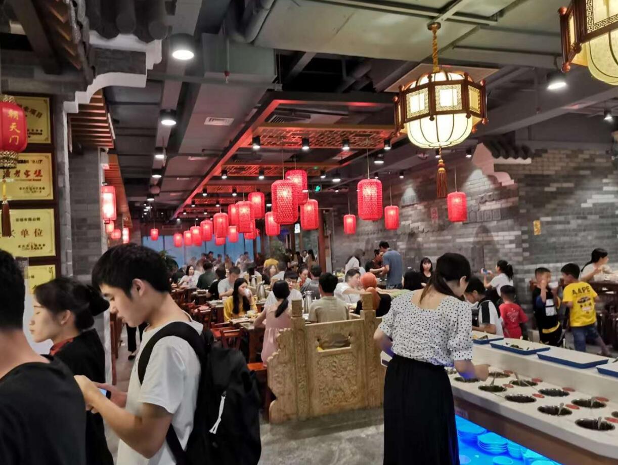 臨汾開火鍋加盟店，遇到同行搶生意怎么辦？